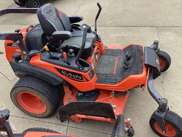 Image of Kubota ZD1211L equipment image 1
