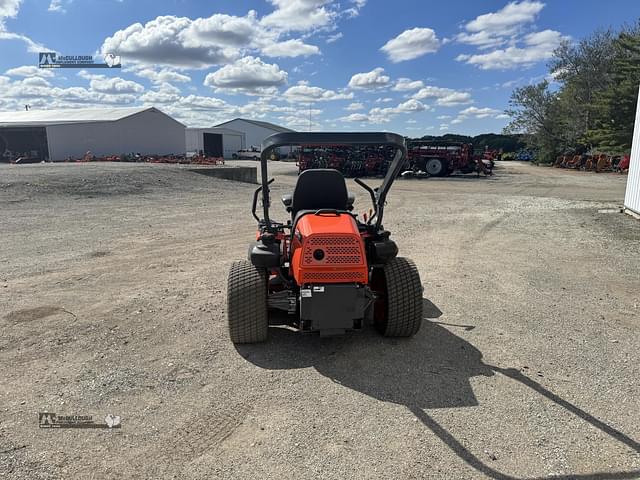 Image of Kubota ZD1211 equipment image 4