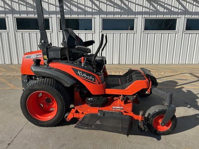 Image of Kubota ZD1211L-3-72 equipment image 3