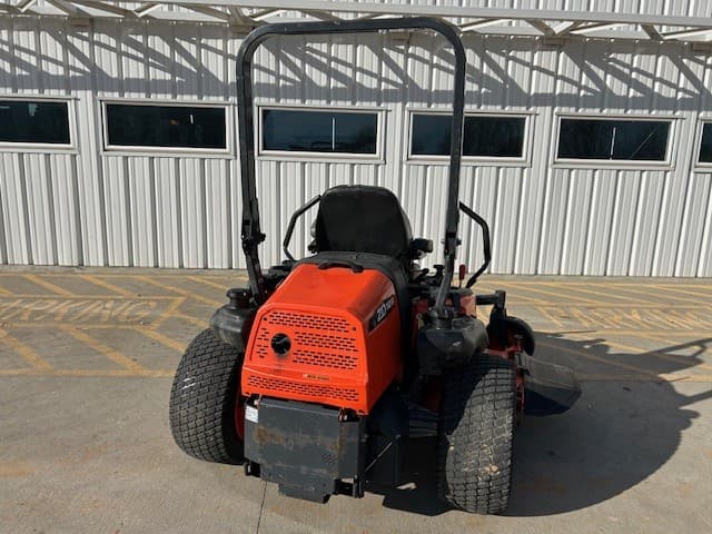 Image of Kubota ZD1211L-3-72 equipment image 4