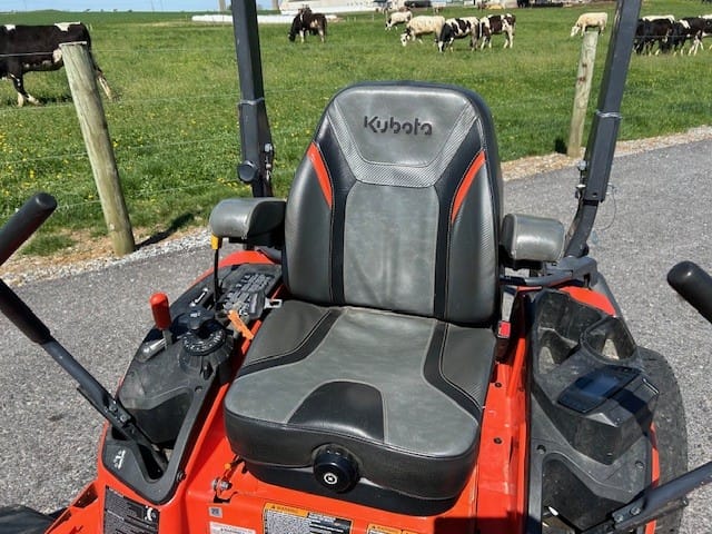 2023 Kubota ZD1211L-3-72 Equipment Image0