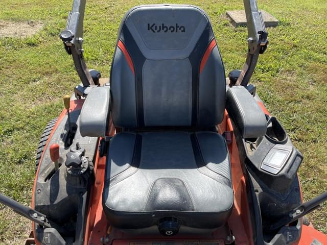 Image of Kubota ZD1211L equipment image 4
