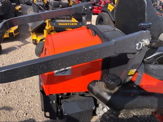 Image of Kubota ZD1211L equipment image 3