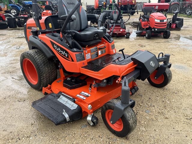 Image of Kubota ZD1611LF-72 equipment image 4
