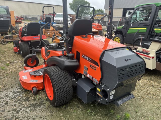 Image of Kubota ZD1611 equipment image 4