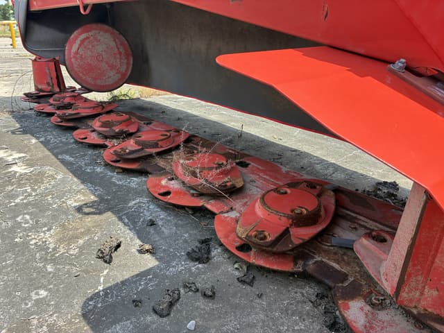Image of Kuhn GMD310HD equipment image 2
