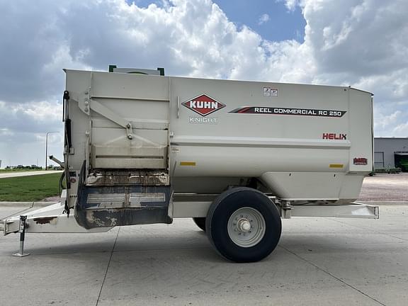 Image of Kuhn Knight RC250 equipment image 1