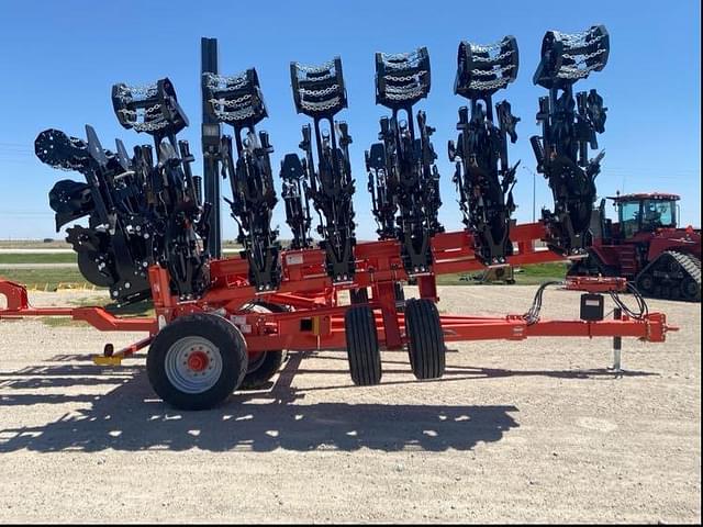 Image of Kuhn Krause Gladiator 1210 equipment image 1