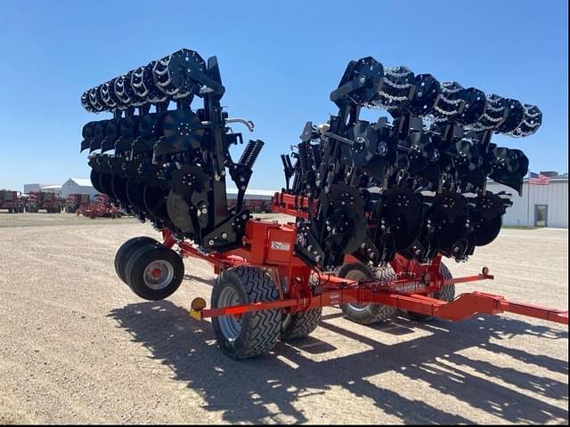 Image of Kuhn Krause Gladiator 1210 equipment image 4