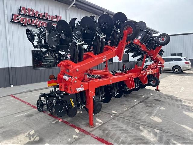 Image of Kuhn Krause Gladiator 1210M equipment image 3