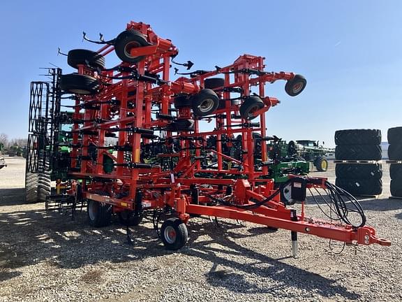 Image of Kuhn Krause 5635 equipment image 1