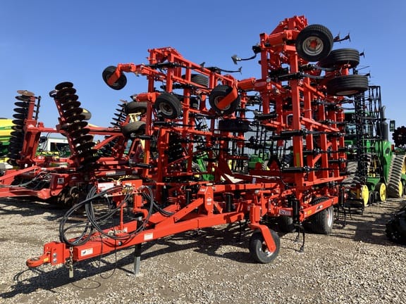 2023 Kuhn Krause 5635 Equipment Image0