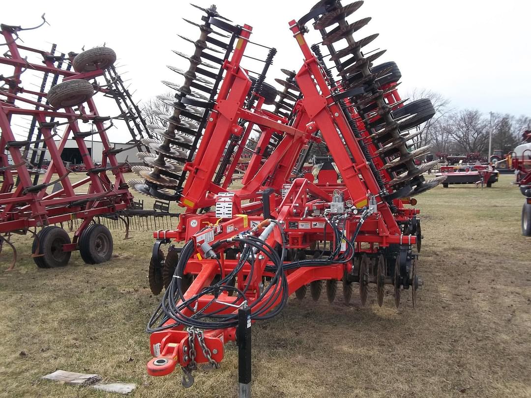 Image of Kuhn Krause Excelerator XT 8010 Primary image