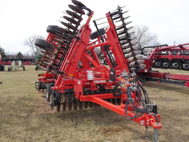 Image of Kuhn Krause Excelerator XT 8010 equipment image 1