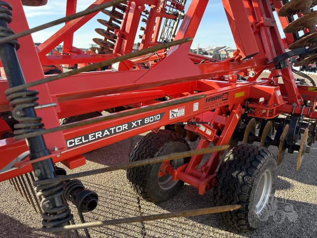 Image of Kuhn Krause Excelerator XT 8010-30 equipment image 4