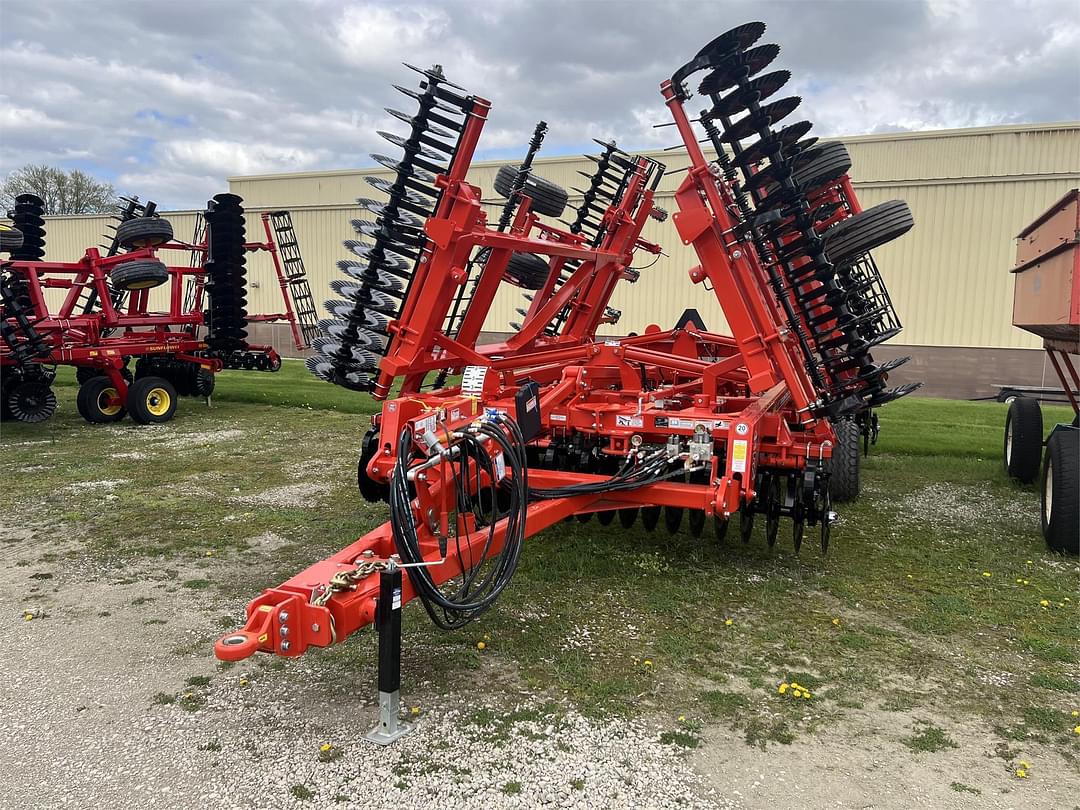 Image of Kuhn Krause Excelerator XT 8010 Image 1