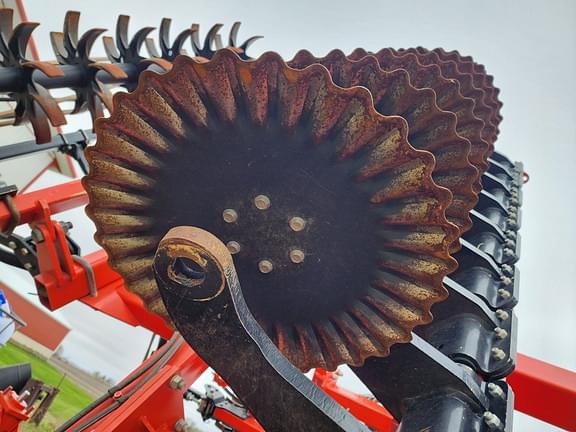 Image of Kuhn Krause Interceptor 8050 equipment image 3