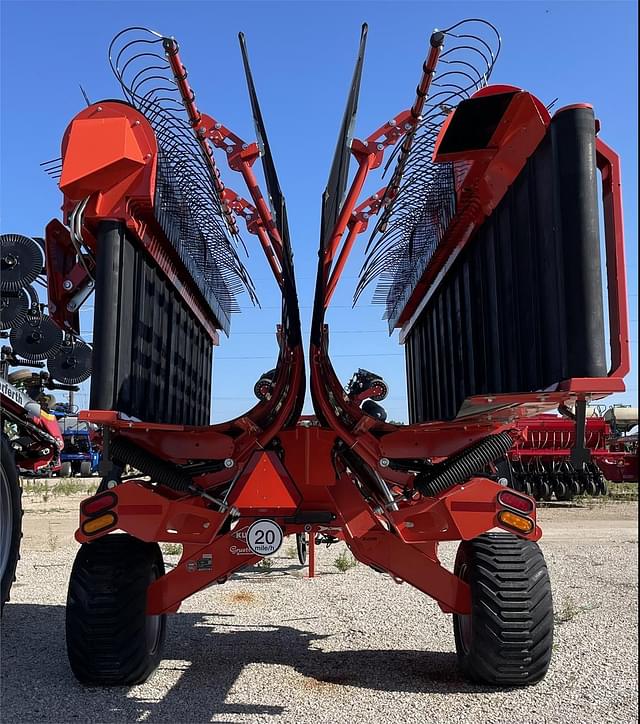 Image of Kuhn Merge-Maxx MM701 equipment image 3