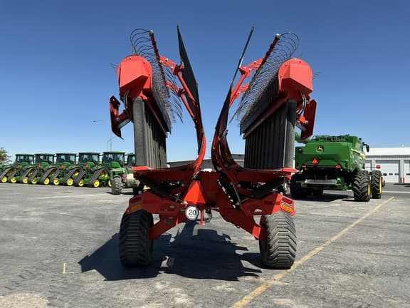 Image of Kuhn Merge-Maxx MM701 equipment image 3