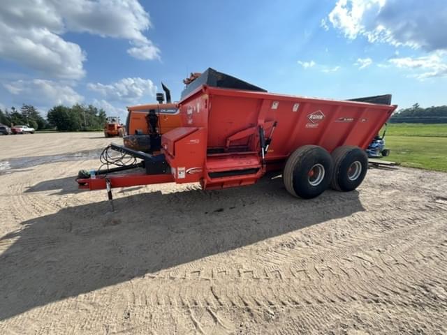 Image of Kuhn Knight SL124 equipment image 1