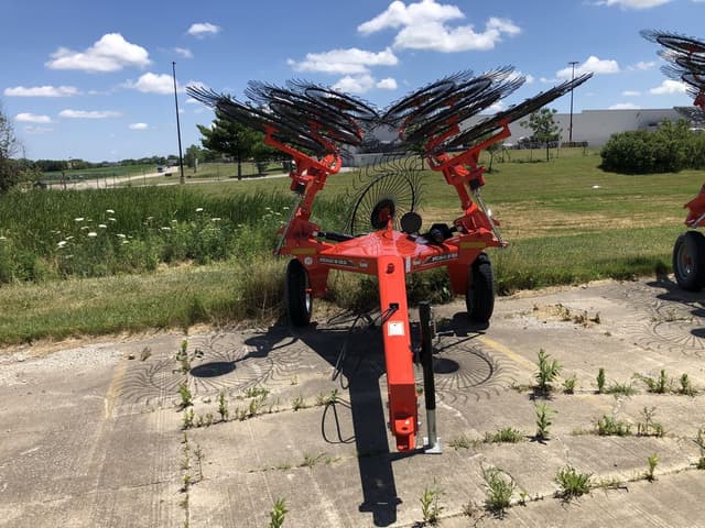 Image of Kuhn SR108 equipment image 1