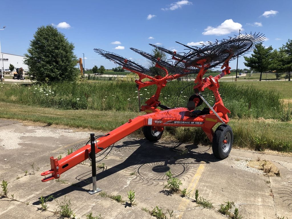 2023 Kuhn SR108 Equipment Image0