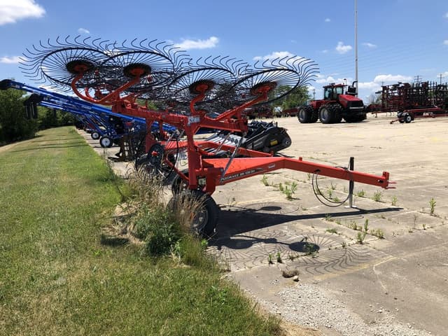 Image of Kuhn SR108 equipment image 3