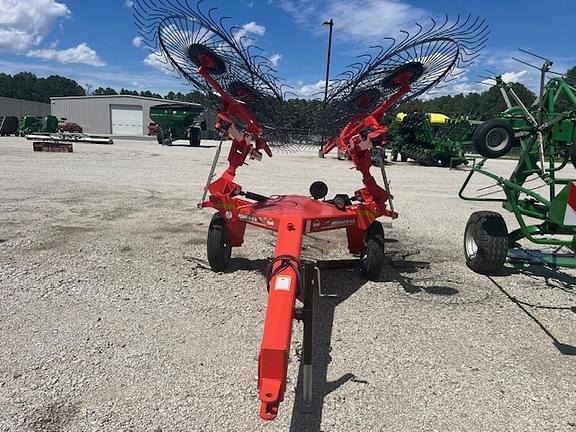 Image of Kuhn SR110 equipment image 1