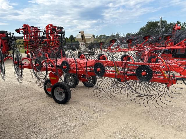 Image of Kuhn SR312 equipment image 1