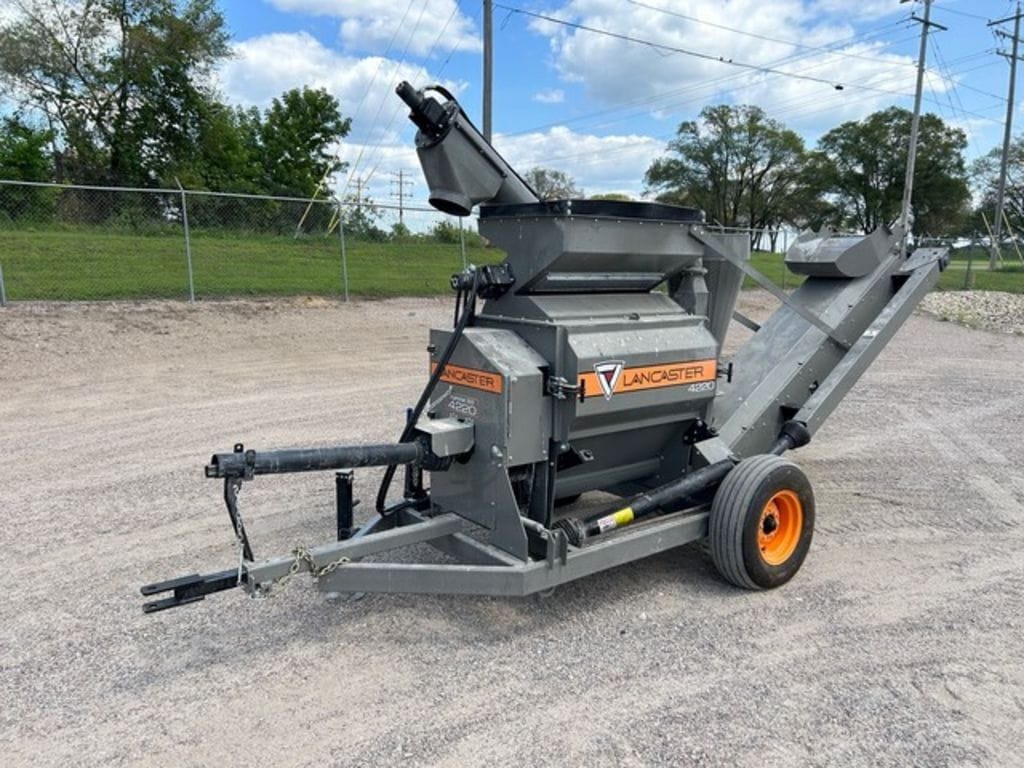 2023 Lancaster 4220 Equipment Image0
