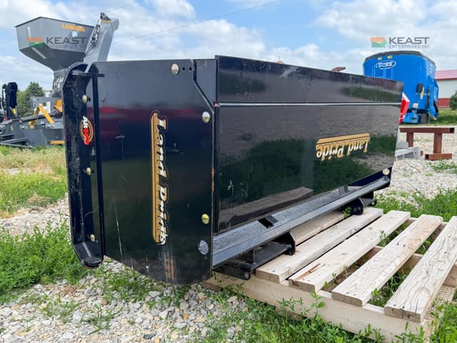 Image of Land Pride SPL1060 equipment image 3