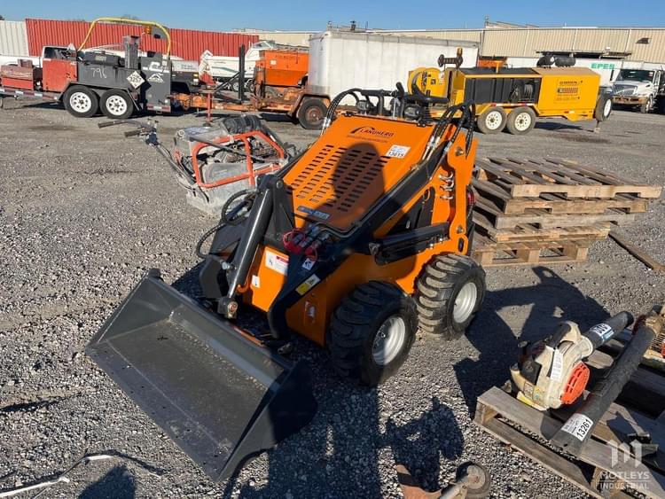 2023 Land Honor LDHBC380 Construction Skid Steers for Sale Tractor Zoom