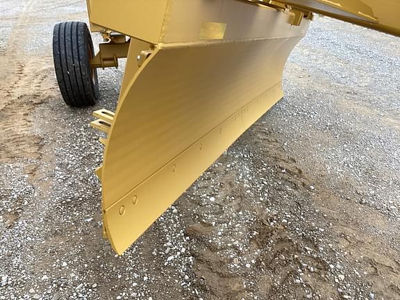 Image of Landoll 1030RS equipment image 4