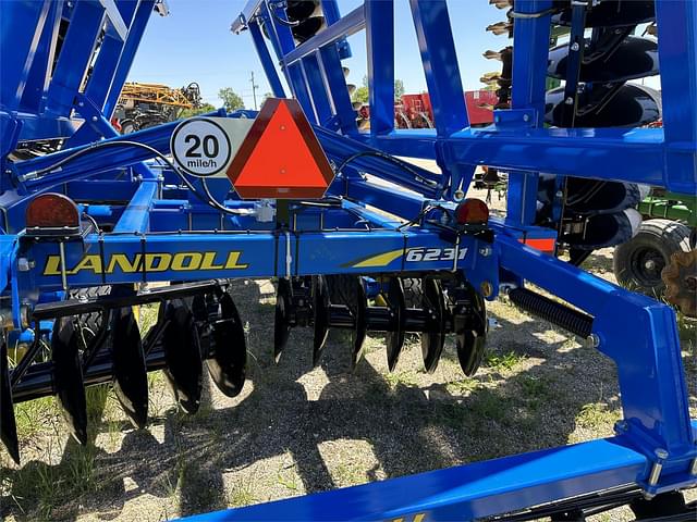 Image of Landoll 6231 equipment image 3