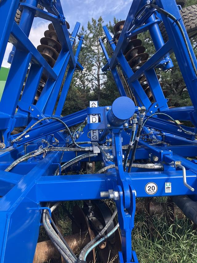 Image of Landoll 6231 equipment image 2
