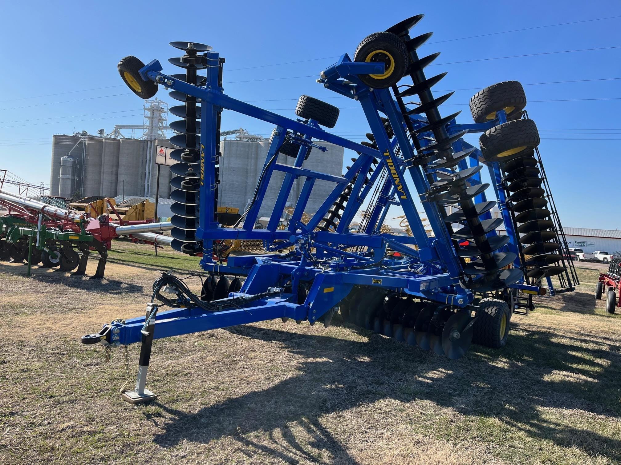 2023 Landoll 6231 Equipment Image0