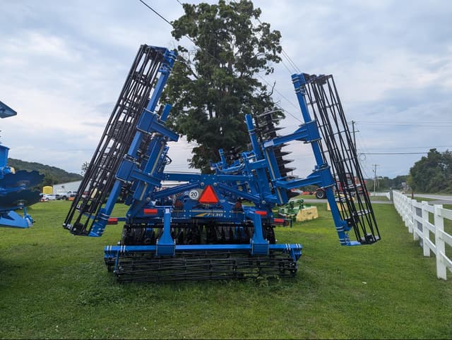 Image of Landoll 7530 equipment image 4