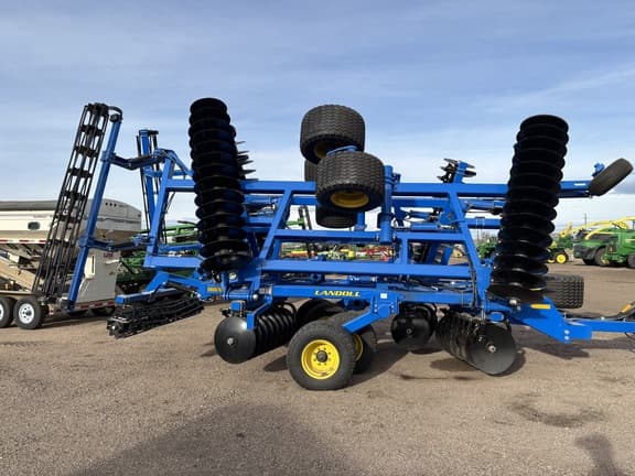 Image of Landoll 7530-26 equipment image 3