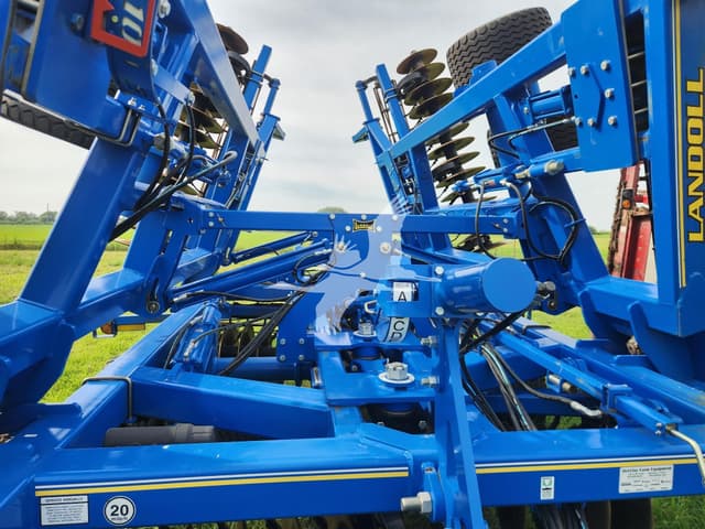 Image of Landoll 7530-26 equipment image 4