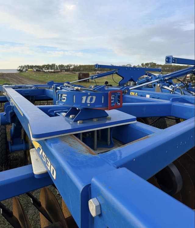 Image of Landoll 7530-32 equipment image 3