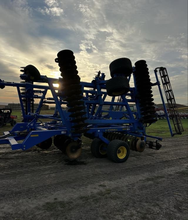 Image of Landoll 7530-32 equipment image 1