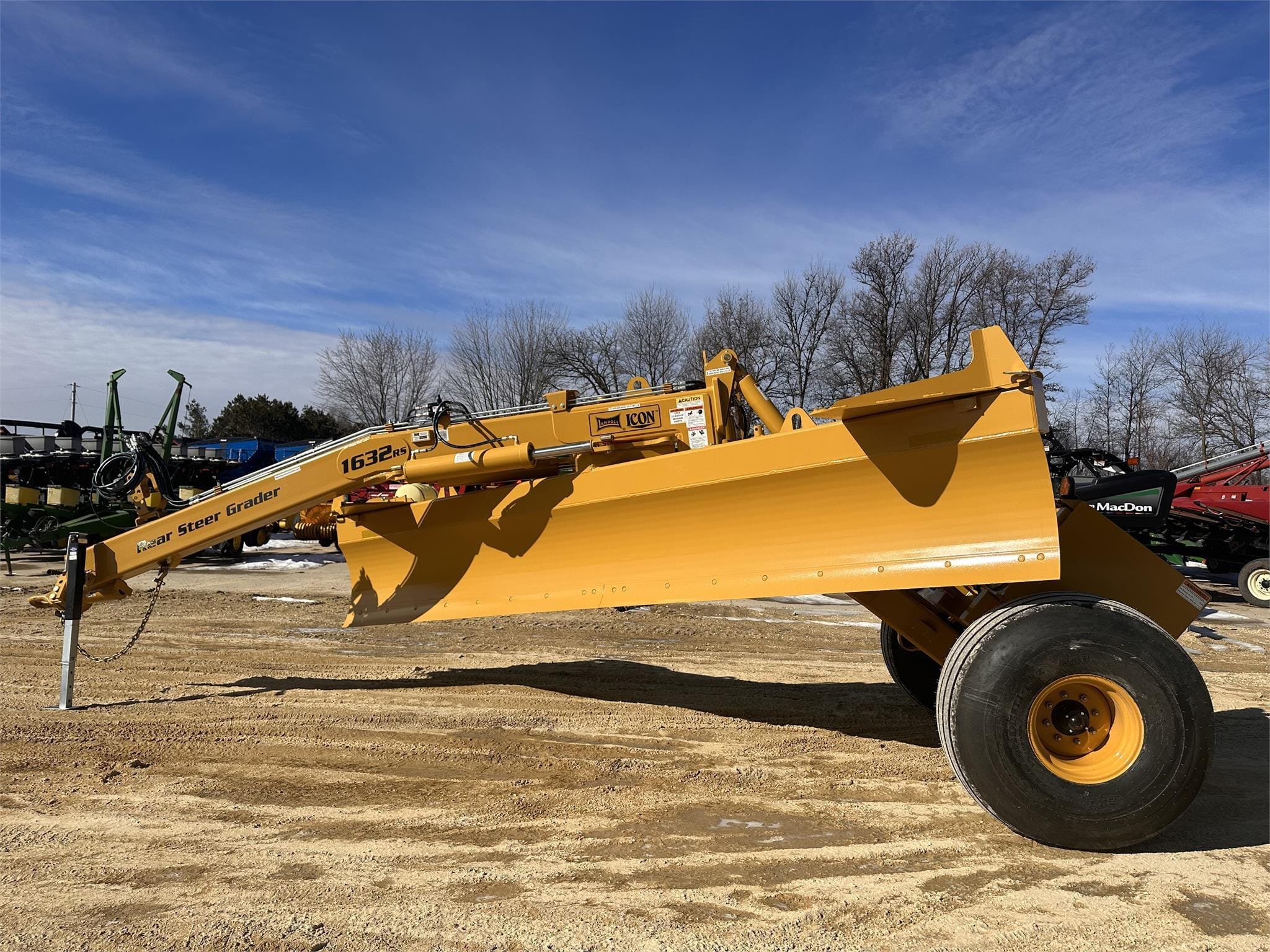 Main image Icon 1632RS