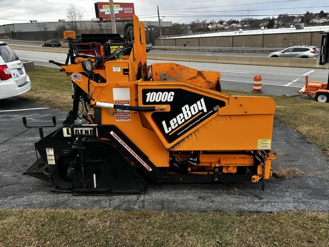 Image of LeeBoy 1000G equipment image 1