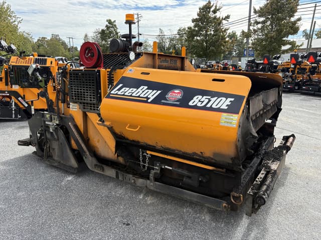 Image of LeeBoy 8510E equipment image 1