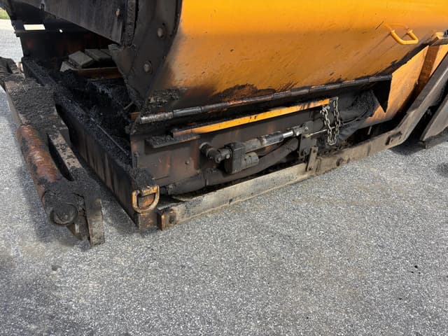 Image of LeeBoy 8510E equipment image 4