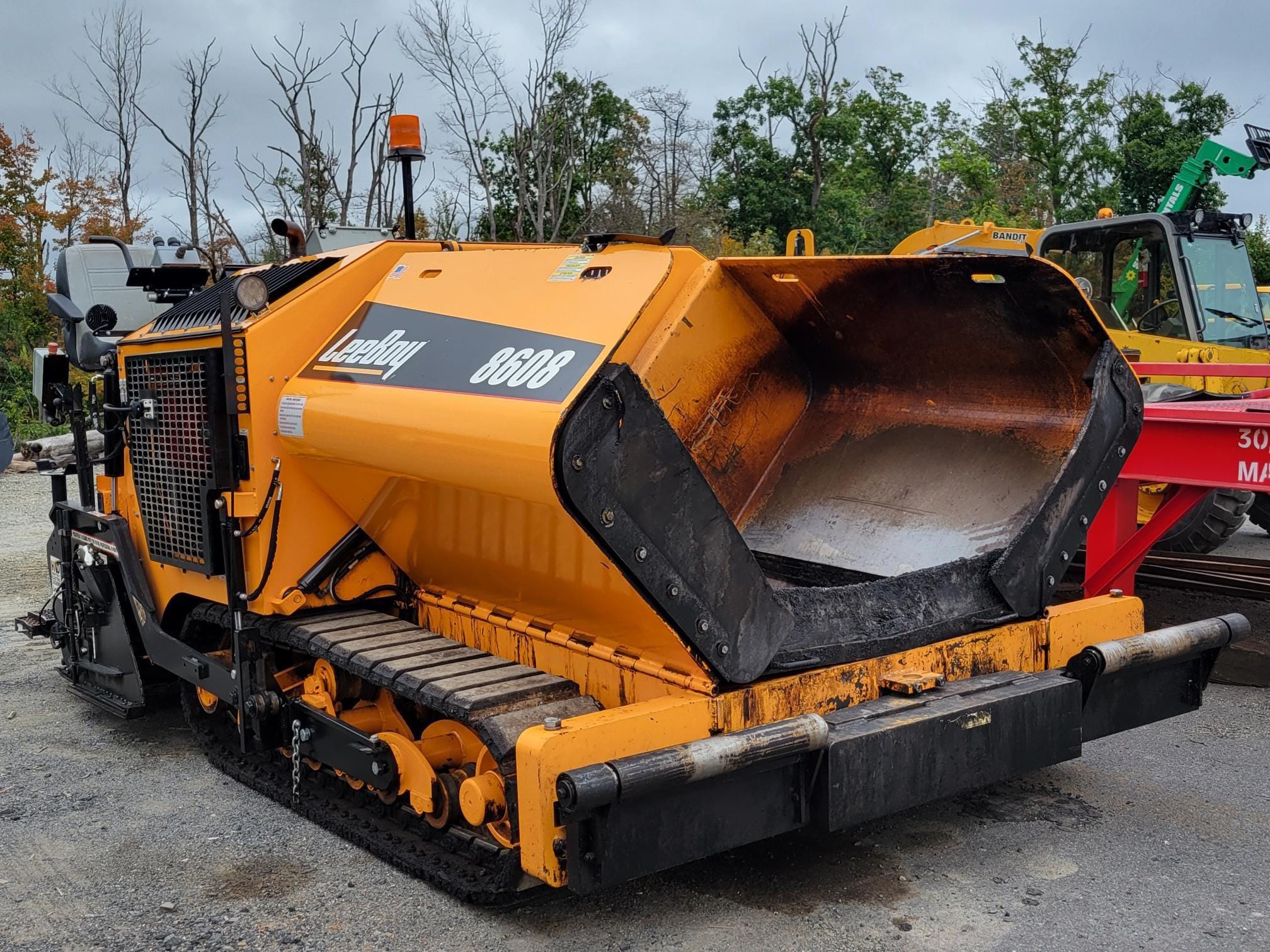 2023 LeeBoy 8608 Equipment Image0