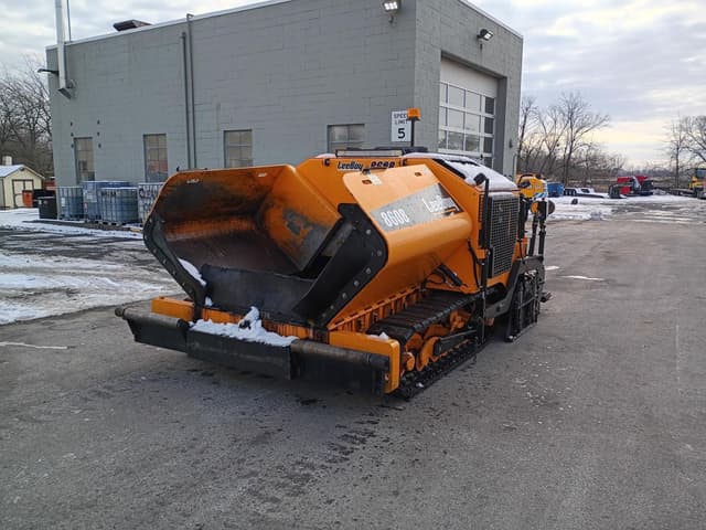 Image of LeeBoy 8608 equipment image 1