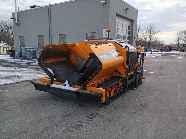 Image of LeeBoy 8608 equipment image 1