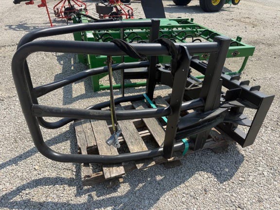 2023 Loflin Bale Squeeze Equipment Image0