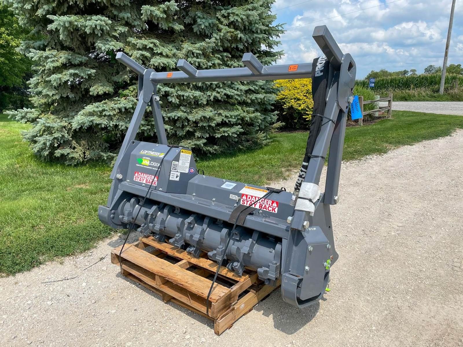 2024 Loftness 61BSL Equipment Image0